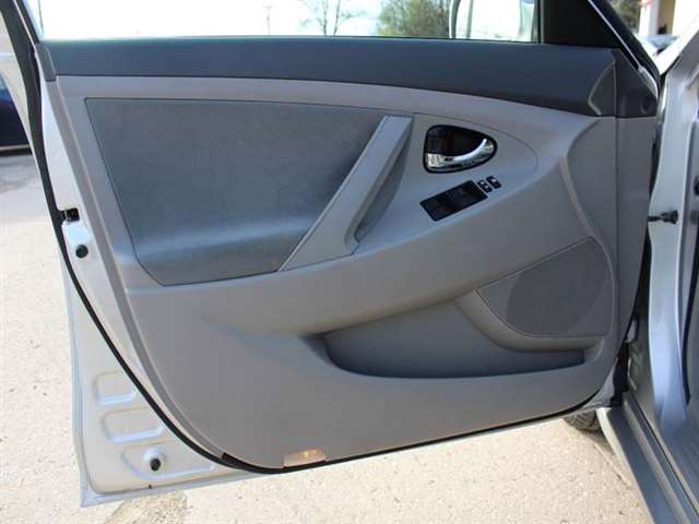 2008 Toyota Camry LE 4dr Sedan 5A